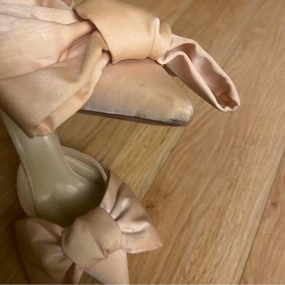 House of CB Beaubelle Blush Oversized Bow Mules - Picture 7 of 16